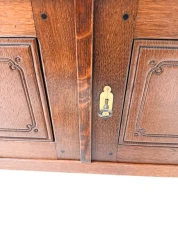 Arts & Crafts Cupboard by Jac. van den Bosch for 't Binnenhuis, 1900s